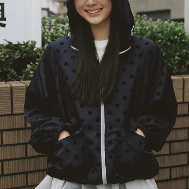 오헤시오 도트 바람막이 네이비