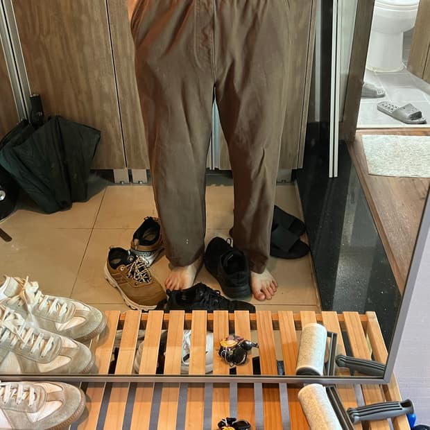 유니클로 브라운 밴딩 코튼팬츠