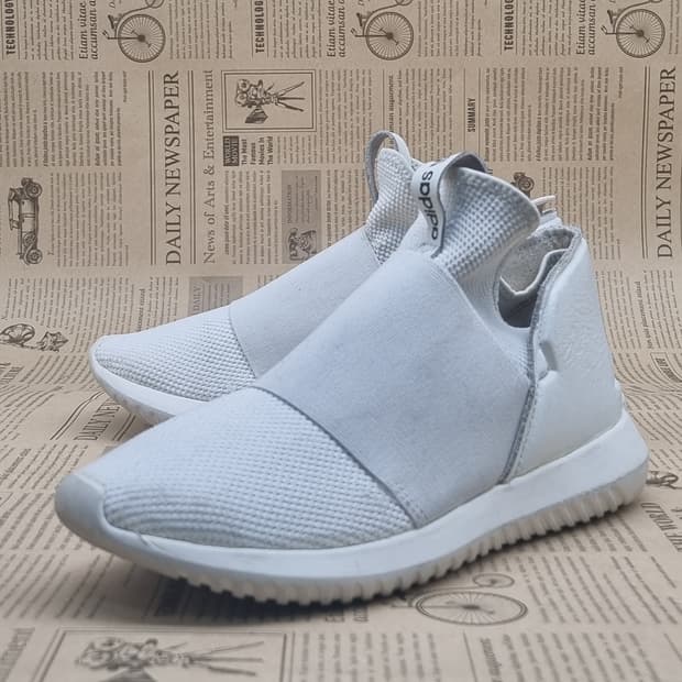 아디다스 튜블라 디파이언트 운동화240