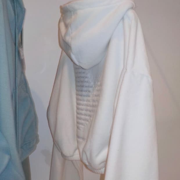 디와이도샵 pisces fleece zip up white