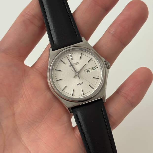 1990s Snowflake Dial Silver Quartz