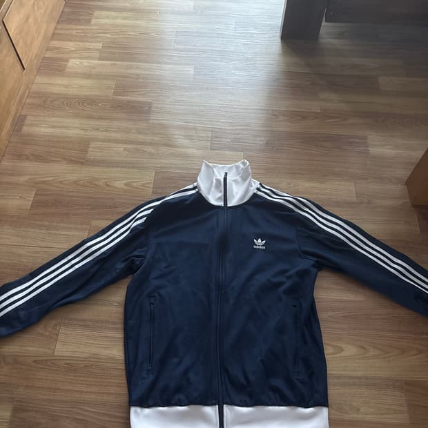 아디다스 져지 2xl 판매합니다