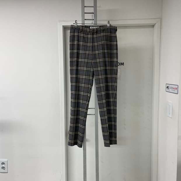 버버리 노바 체크 팬츠 그레이 10(W)