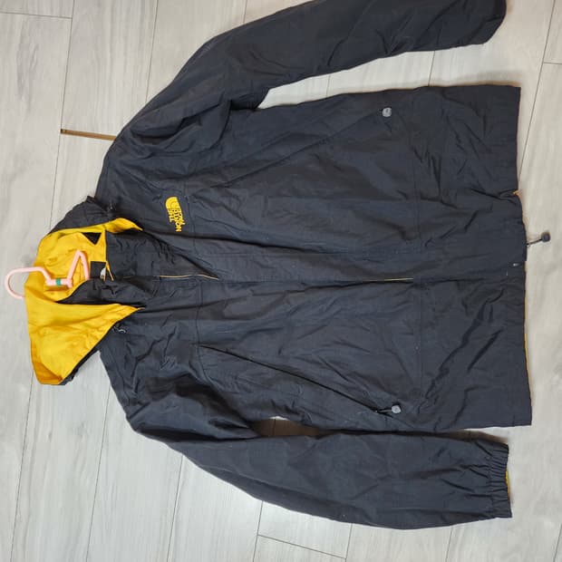 노스페이스 바람막이