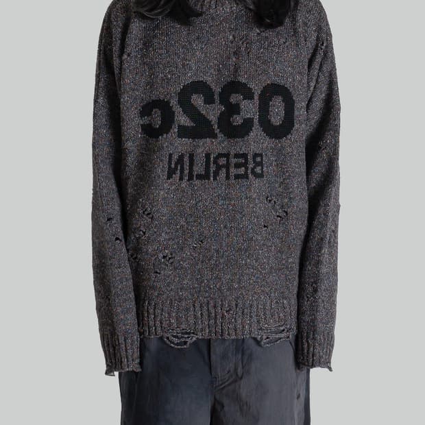 032c DESTROYED SELFIE SWEATER