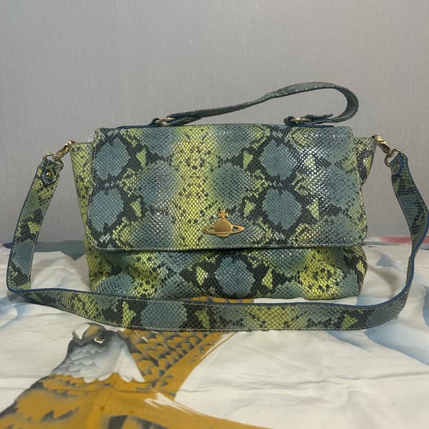 비비안웨스트우드 숄더백