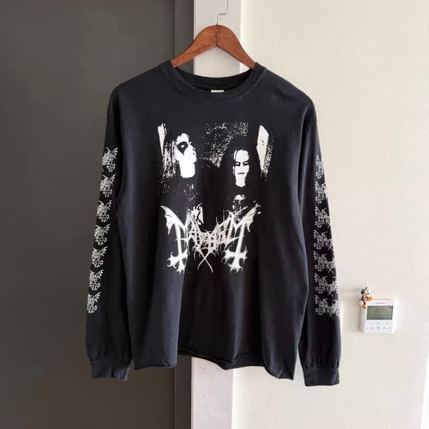 빈티지 10s Mayhem Longsleeve