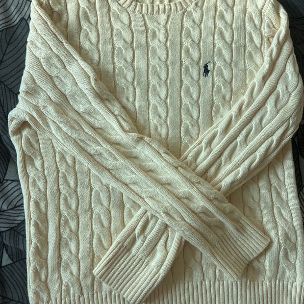 폴로 꽈베기 니트 (정품)