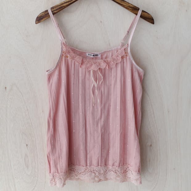 lace pearl sleeveless