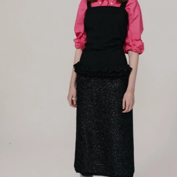 보카바카 23SS 스팽글 트위드 미디 스커트