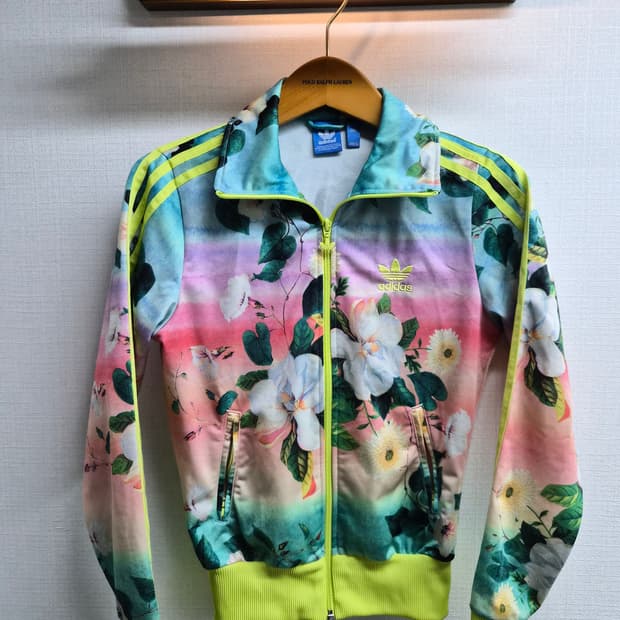 우먼 85) 아디다스 플로라리나 파이어버드 져지 팝니다