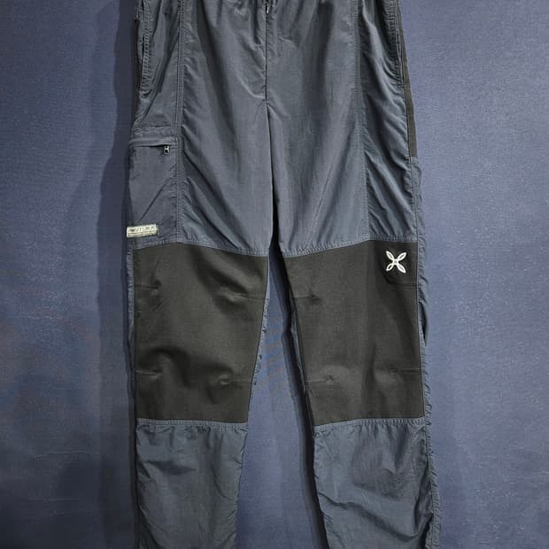 몬츄라 네이비 투톤 남성 허리 32~34 등산바지 