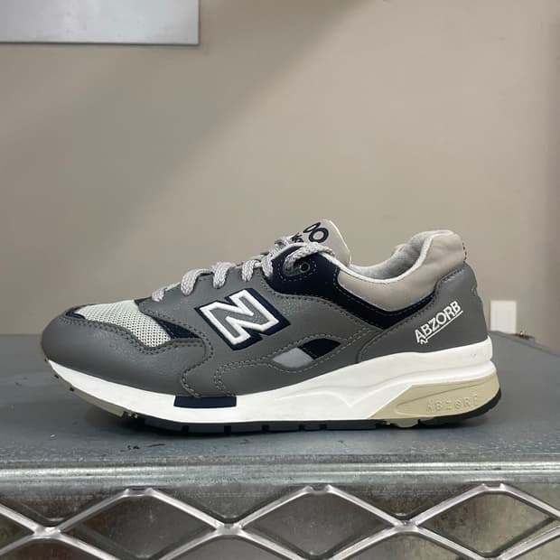 뉴발란스 1600 레거시 그레이 240