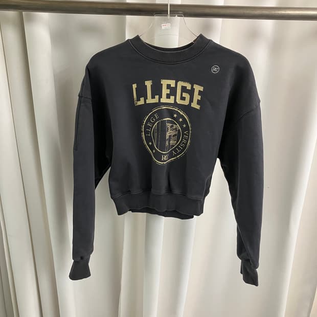 렉토 차콜 크롭 스웨트셔츠 