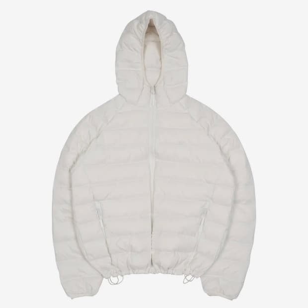 더콜디스트모먼트 mini logo raglan light puff