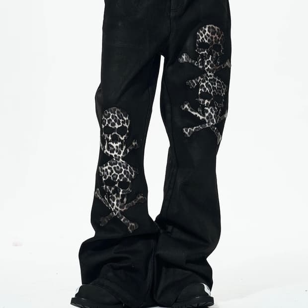Skull Appliqué Waxed Flared Jeans