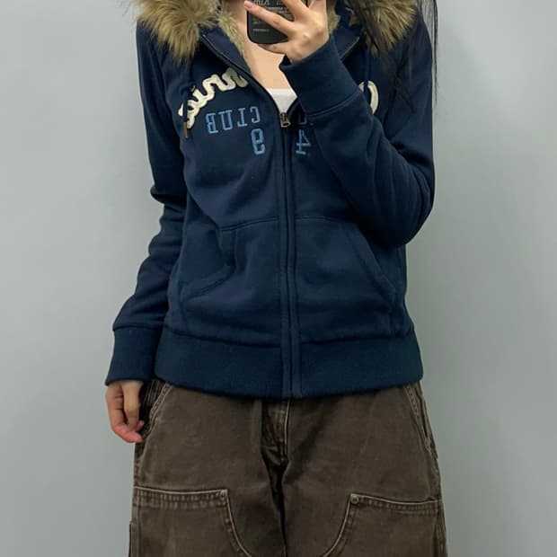 후아유 y2k 와투케 울프죠 네이비 후드집업