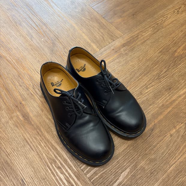 N277. 닥터마틴 1461 블랙