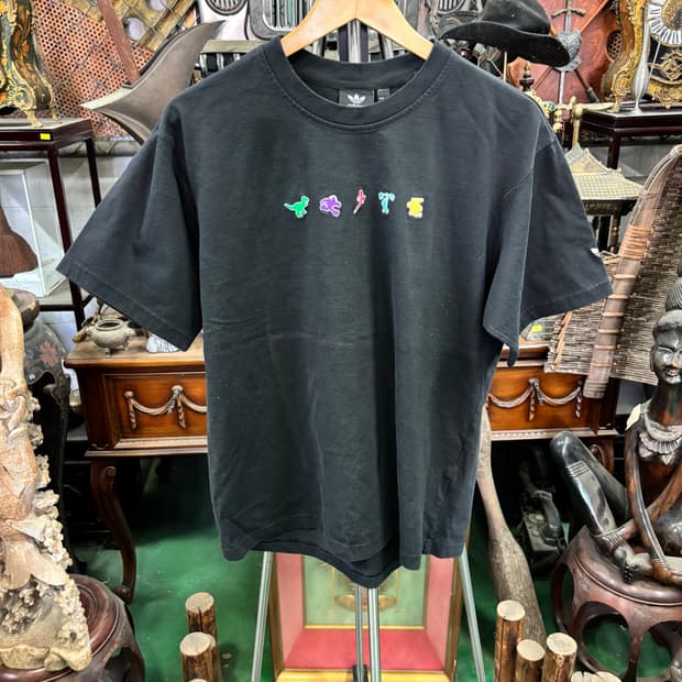 아디다스 x 디즈니 픽사 3D 만가 반팔 티셔츠