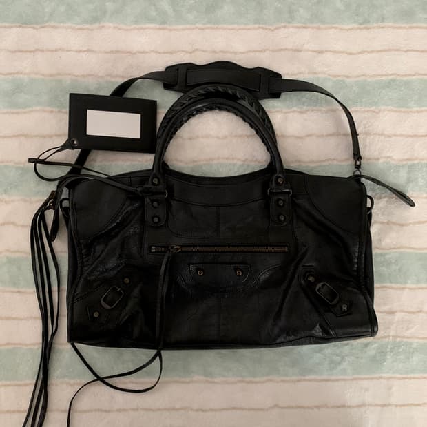 발렌시아가 모터백 블랙 시티백 라지 올블랙