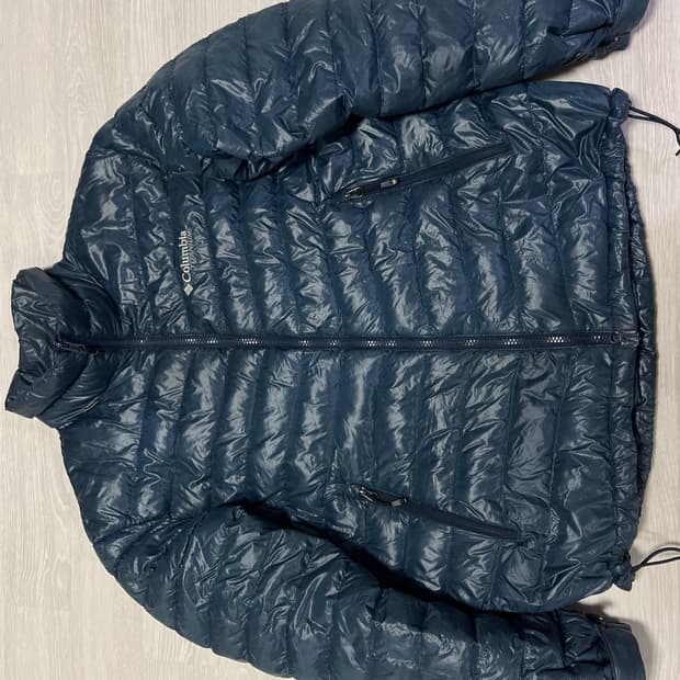 컬럼비아 경량패딩 L