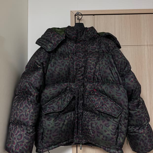 [L] 슈프림 700필 레오파드 패딩