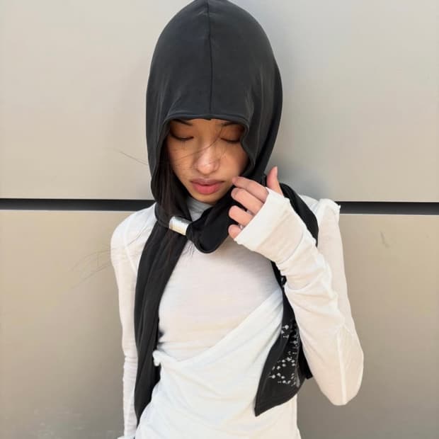 혜인서 그래픽 후드 머플러