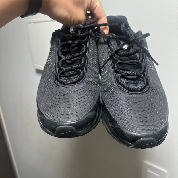 나이키 에어맥스dn 275