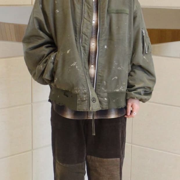 Anachronorm painting bomber