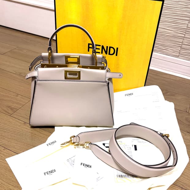[백화점 구매] 펜디 피카부 미니 베이지 8BN244레어템