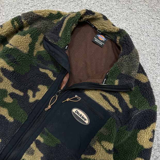 [95] 디키즈 카모 후리스집업