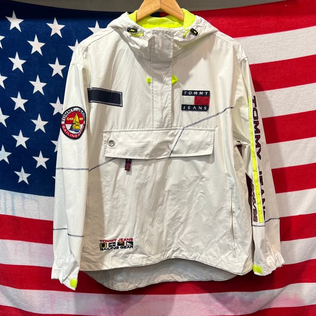타미힐피거 세일링 기어 아노락