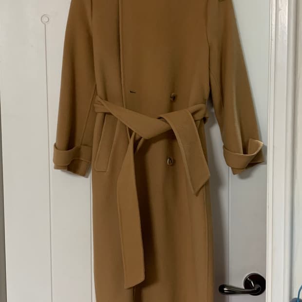 카멜 벨트 롱코트