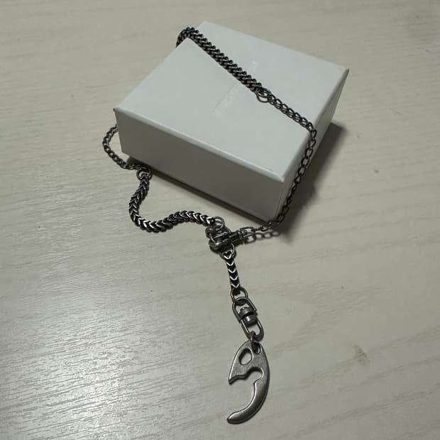 해칭룸 에그 투웨이 목걸이