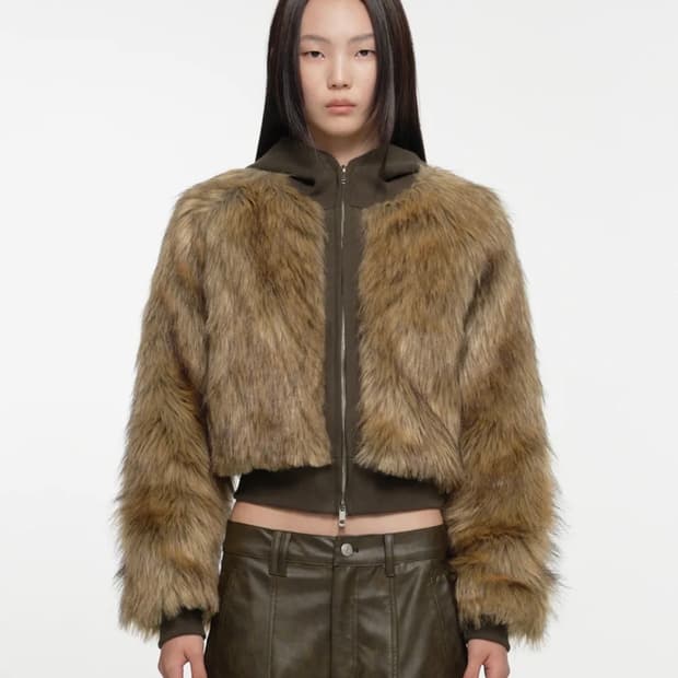 나체 HOODIE CROP FUR JACKET KHAKI BROWN