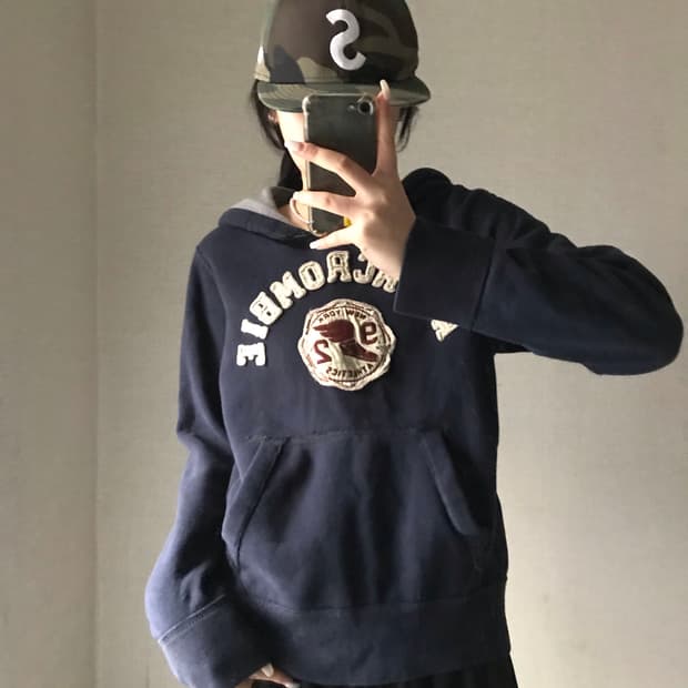 아베크롬비 네이비 후디