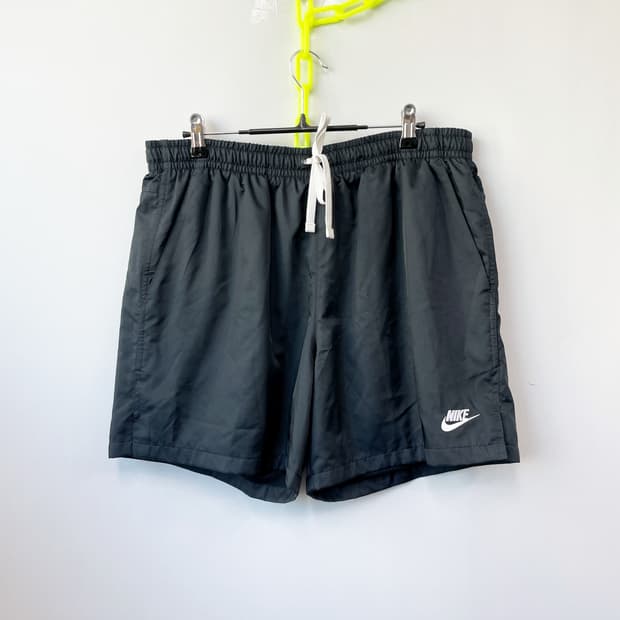 나이키 NSW 우븐플로으 숏팬츠 L