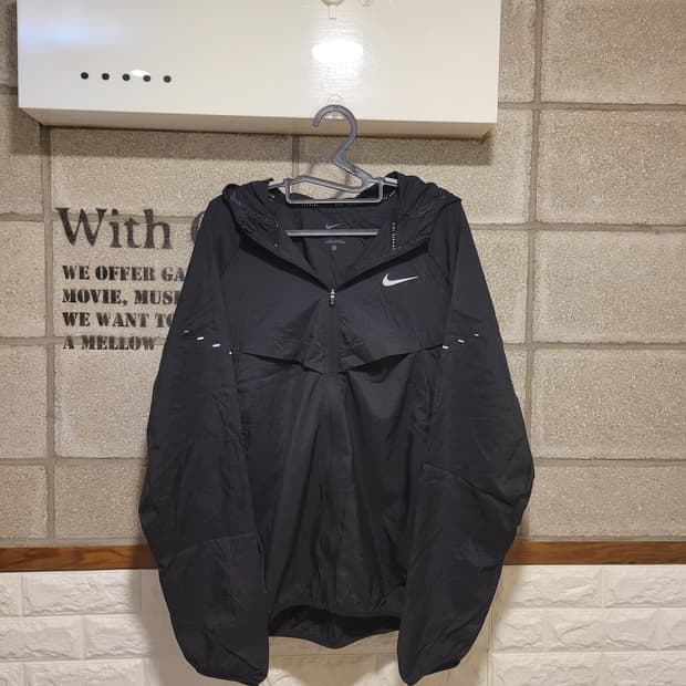 나이키 리펠 UV 런닝 바람막이 XL