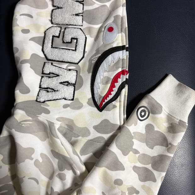 베이프 BAPE 샤크 풀집업 WGM 야광 후드 L사이즈 정품