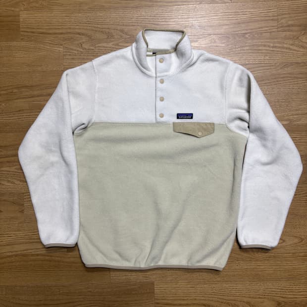 파타고니아 신칠라 스냅티 화이트/브라운 M