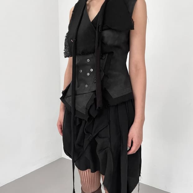 하르테올뎀 1[α] :: Rawcut Ballun Skirt