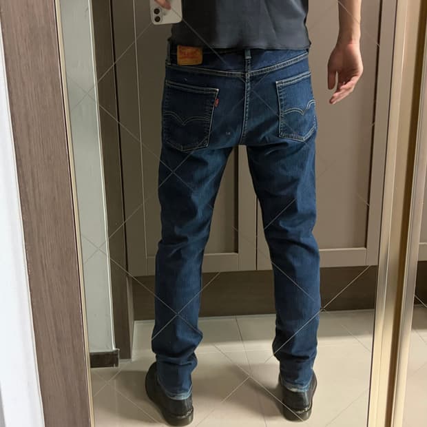 [Levi’s 513 W33 L32]