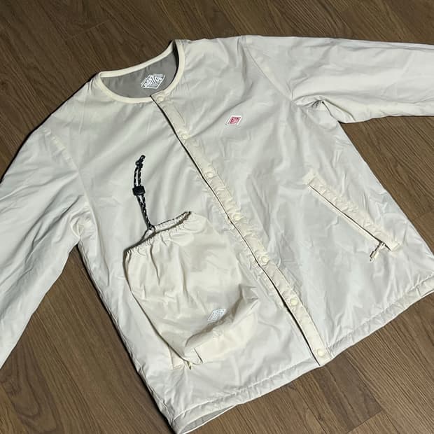 단톤 인슐레이션 자켓 M사이즈