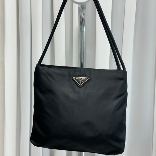 Prada 프라다 테스토 클래식 나일론 호보백