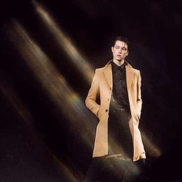 생로랑 15fw 카멜헤어코트