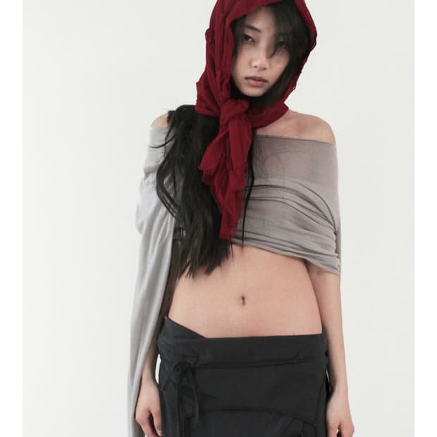 카셀 mesh dot shirred scarf, red