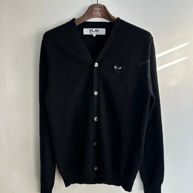 꼼데가르송 블랙 하트 가디건 (100-105) 정품