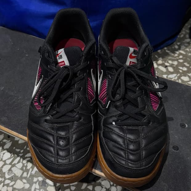 나이키 슈프림 가토 블랙 260