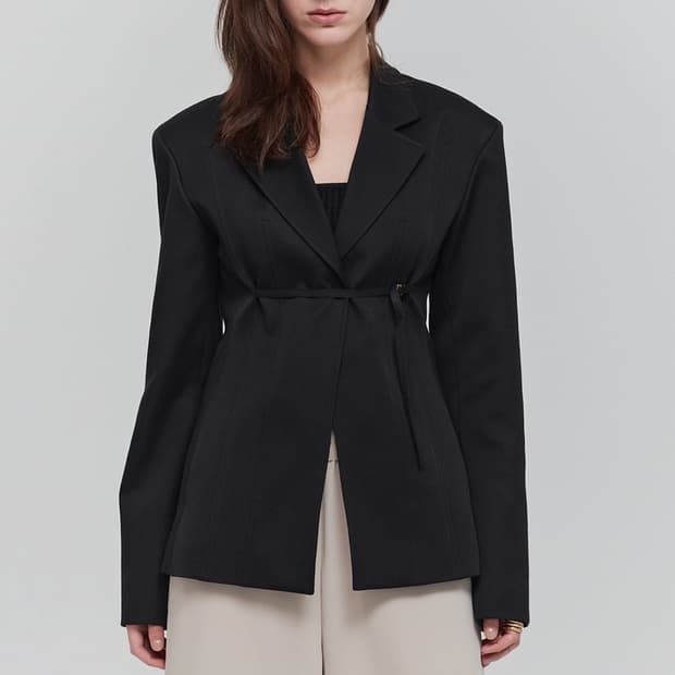 르하스 슬림 웨이스트 자켓