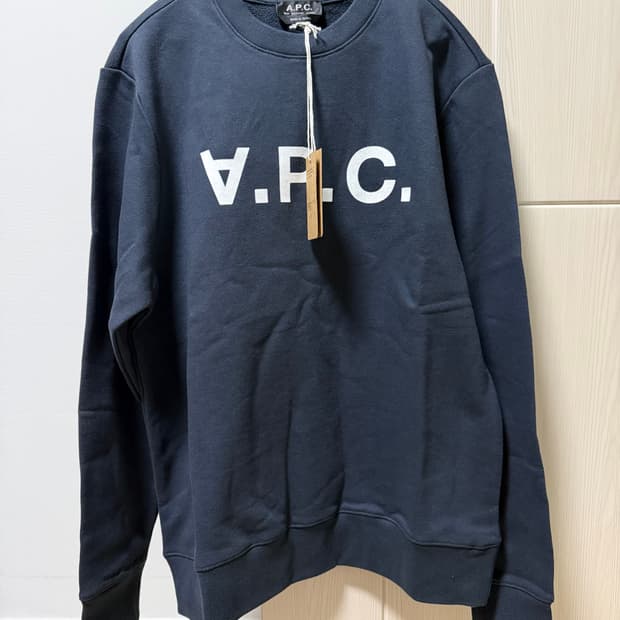 아페쎄 맨투맨 스몰 미착용